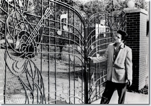 1957 graceland gates large