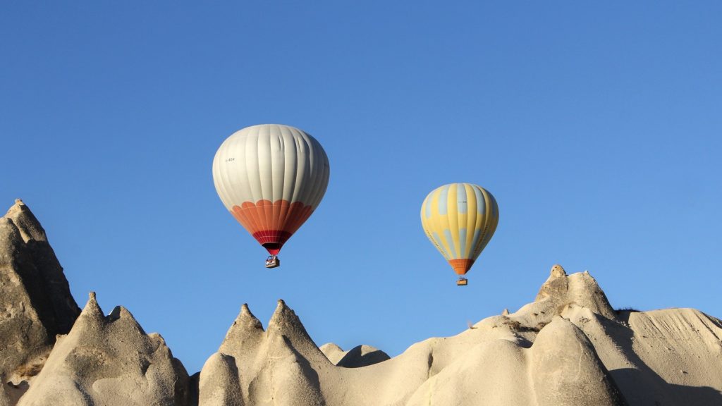 Travel-Experiences-Hot-Air-Ballooning.jpg