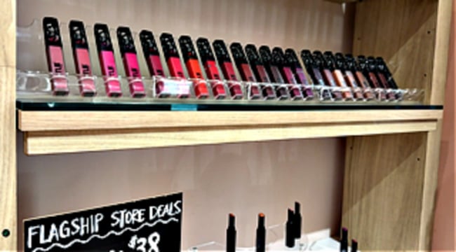 Lip Bar Lipstick Display